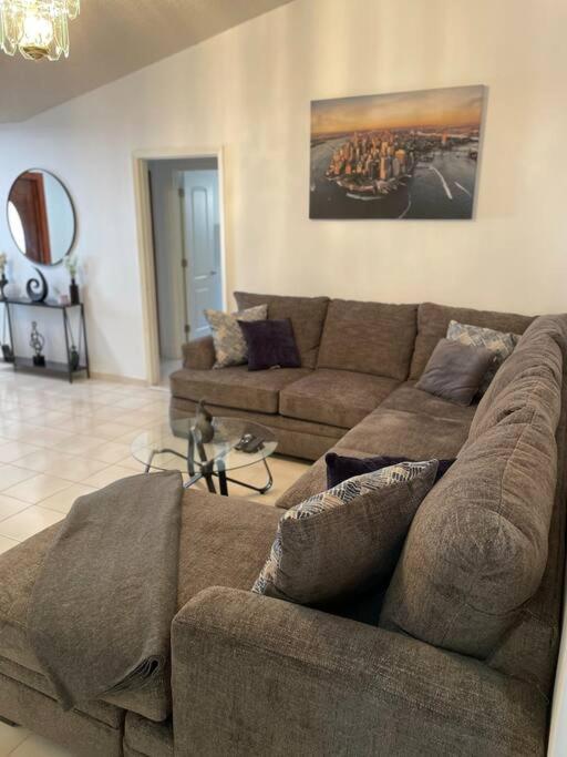 Holiday home Modern 3-bedroom W/ Backyard Miami