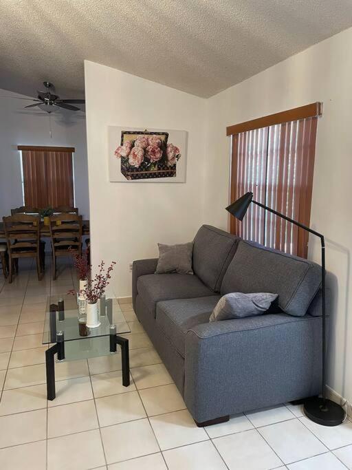 Modern 3-bedroom W/ Backyard Ferienhaus Miami
